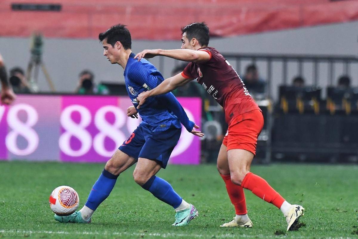 上海申花全力备战上海上港，争取双杀对手的简单介绍