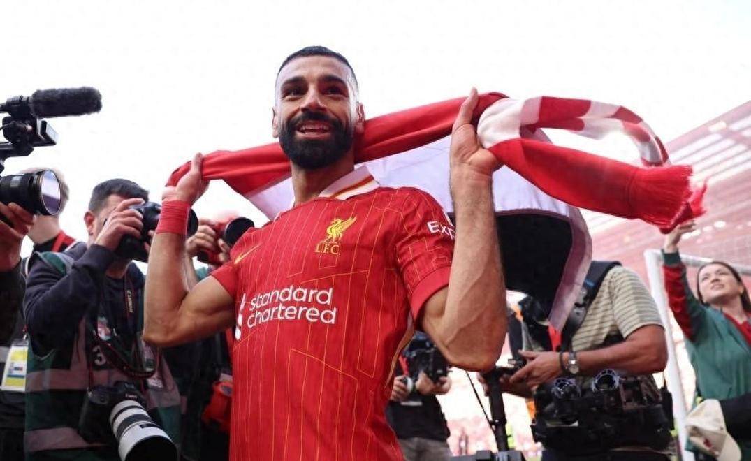 包含利物浦客场告捷，萨拉赫造球成为英超射手王的词条