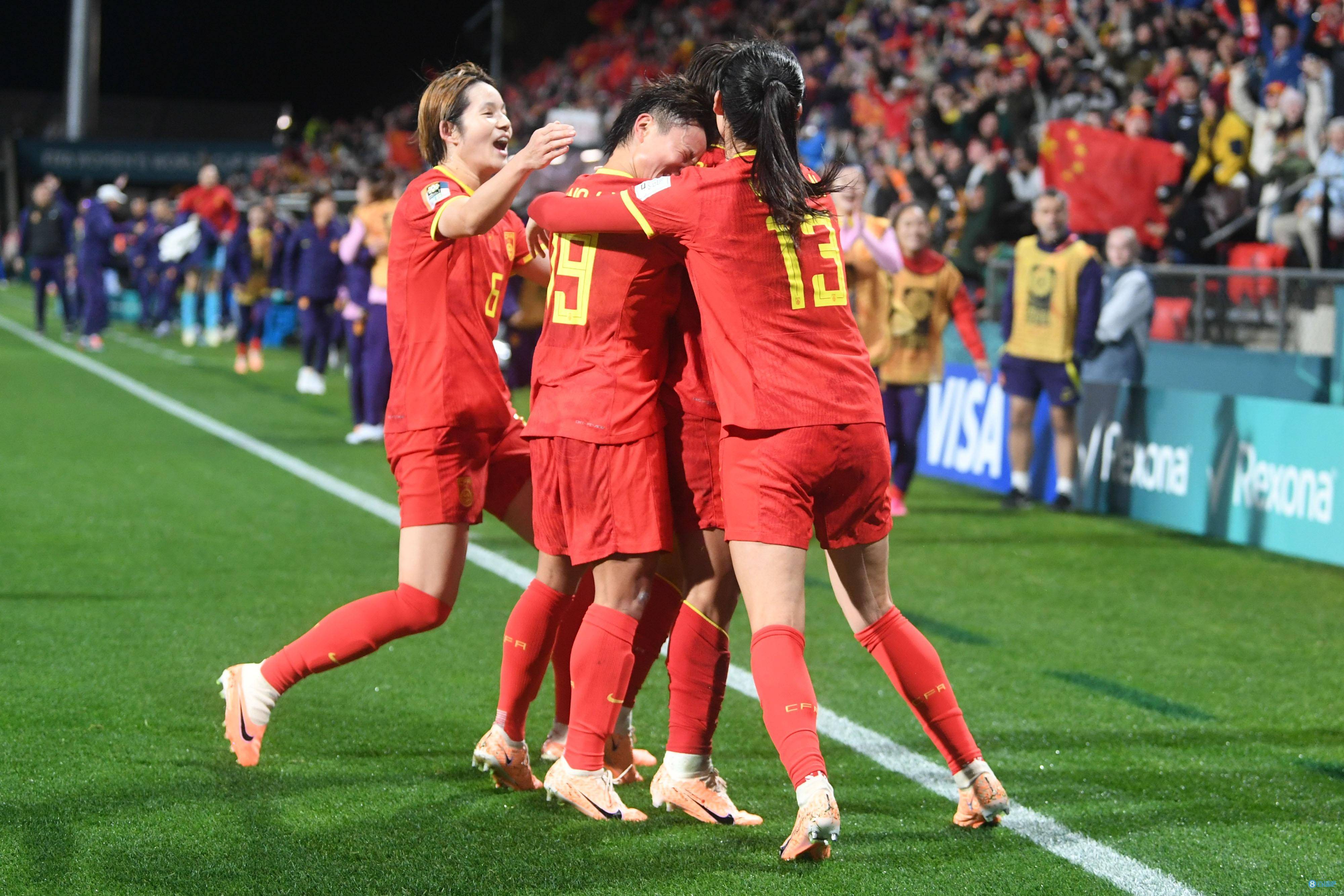 全球足球比赛中中国女队发挥出色 全球足球比赛中中国女队发挥出色