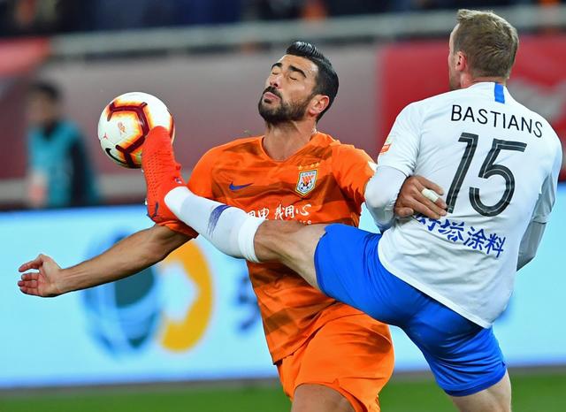 天津泰达对阵山东鲁能的比赛结果