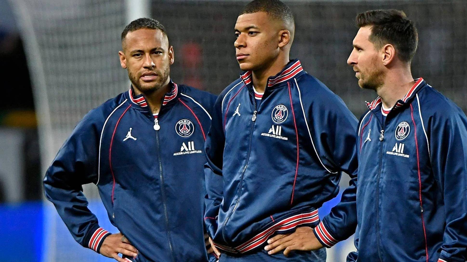 巴萨欧冠大名单：梅西苏神榜上有名！的简单介绍