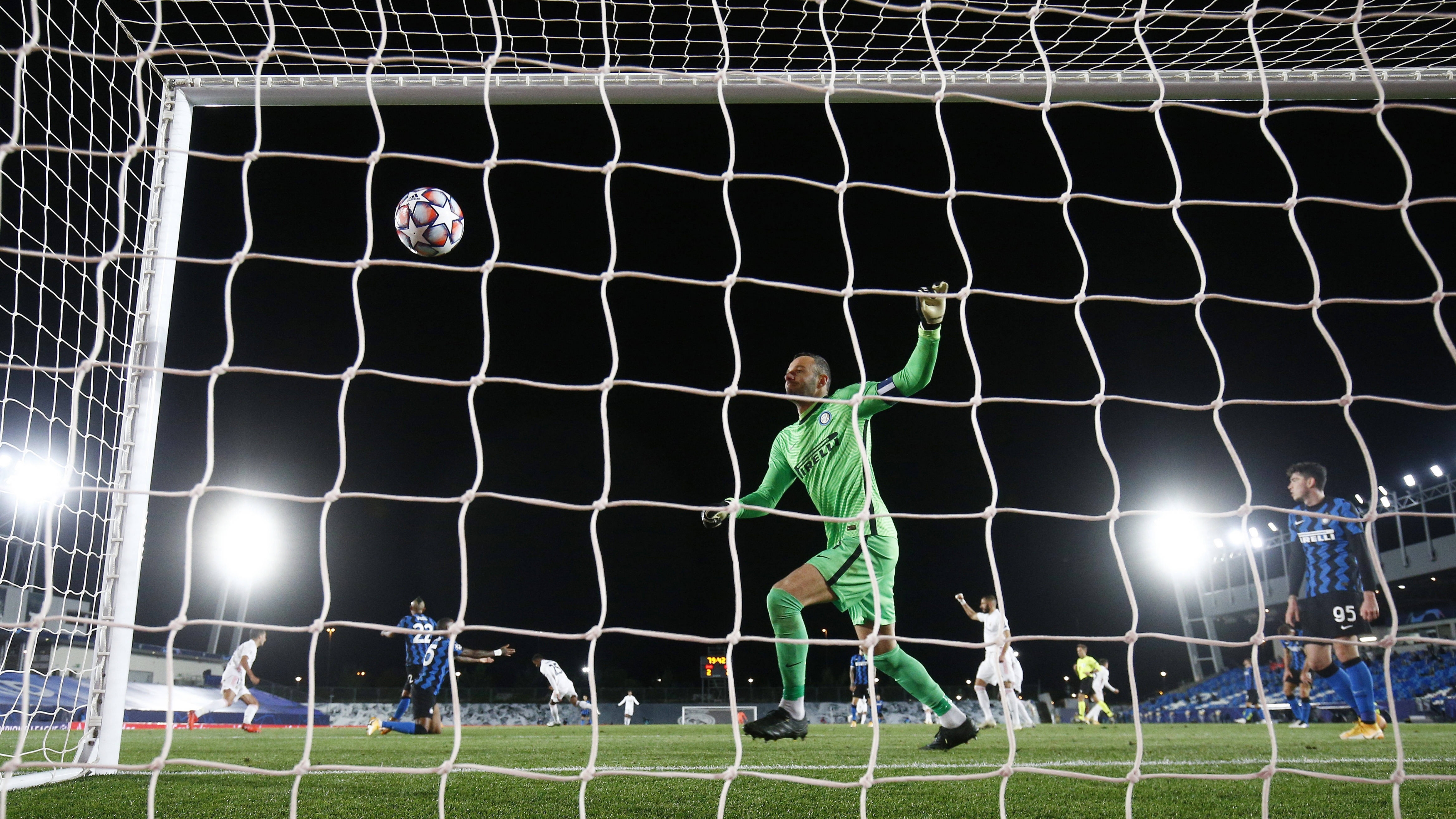 开云下载-AC米兰逼平强劲对手，保持不败纪录的简单介绍