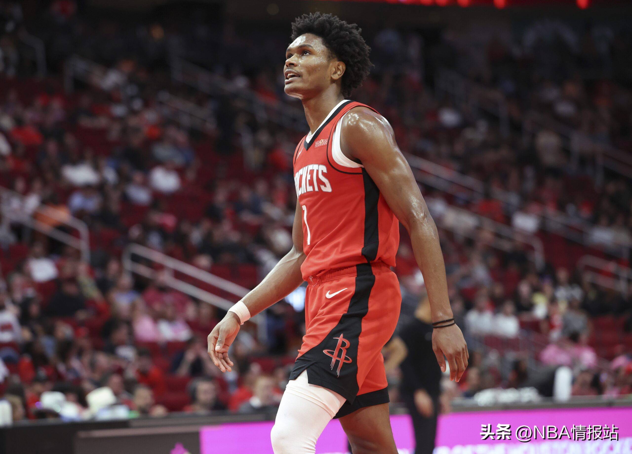 火箭客场大胜森林狼，继续扩大胜场