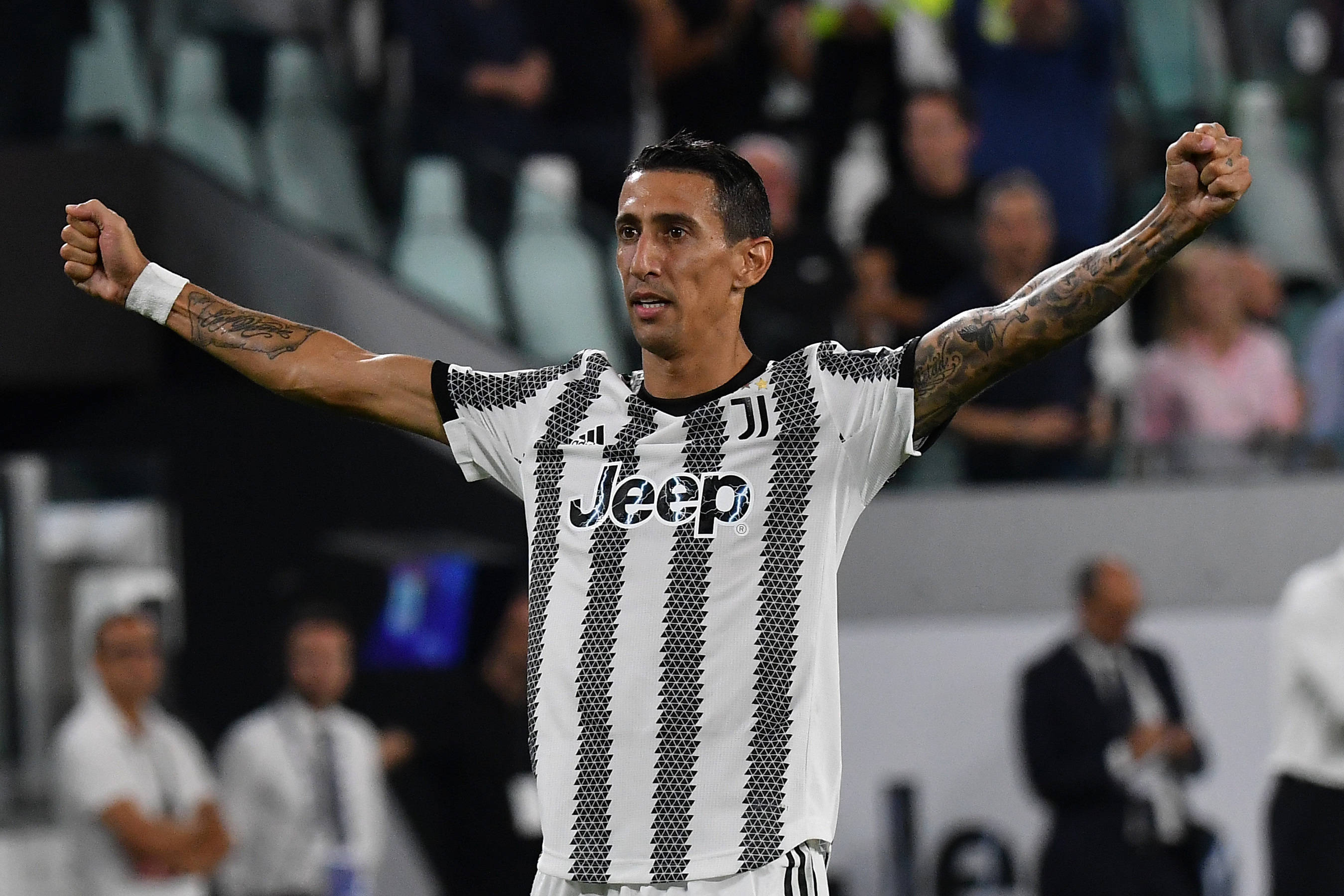 塞内加尔逆转罗马，迪马利亚高光表现